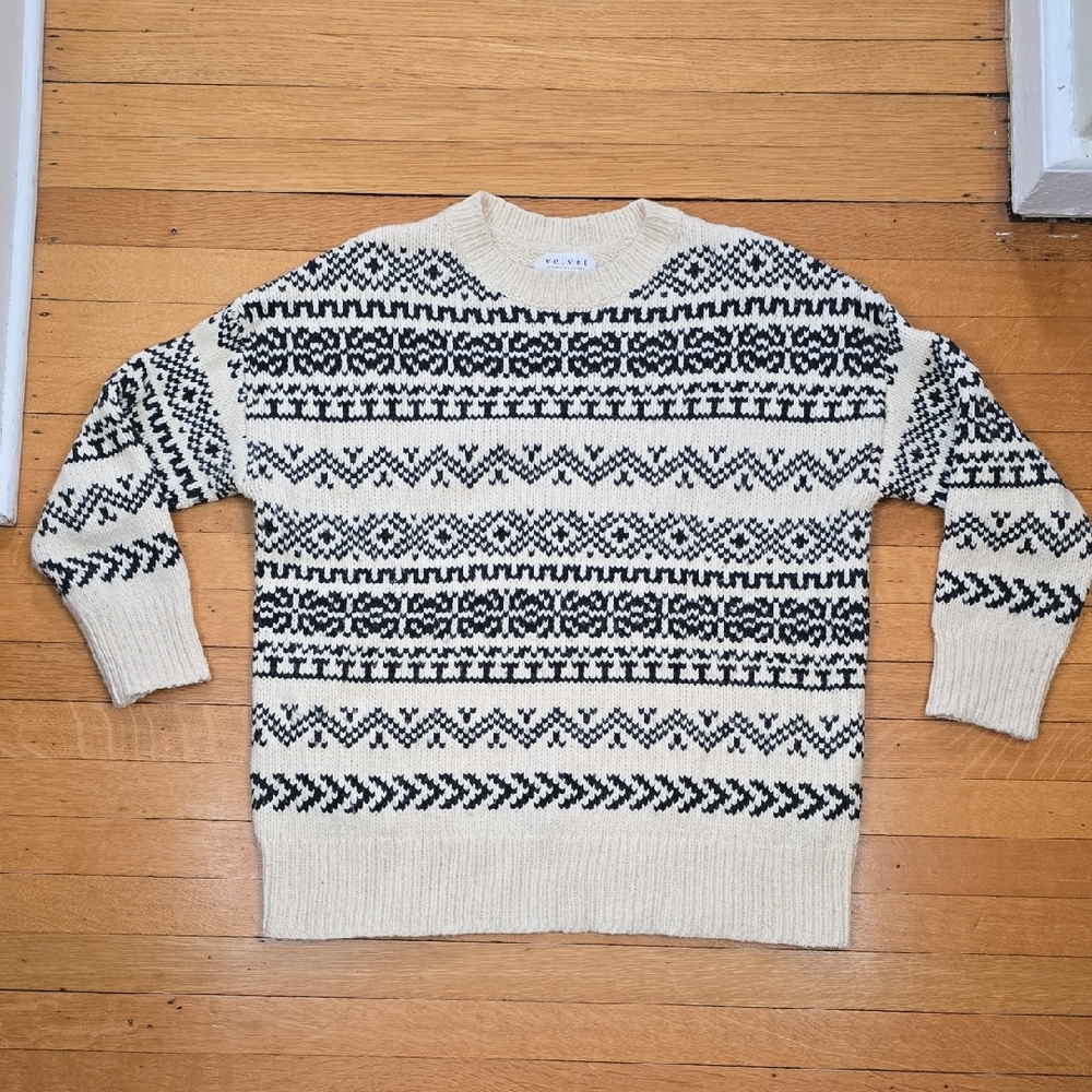 Velvet by Graham & Spencer, Fair Isle Oversized Crewneck Cream Black, EUC, W's S